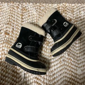 Kids 12 black Sorel waterproof winter boots